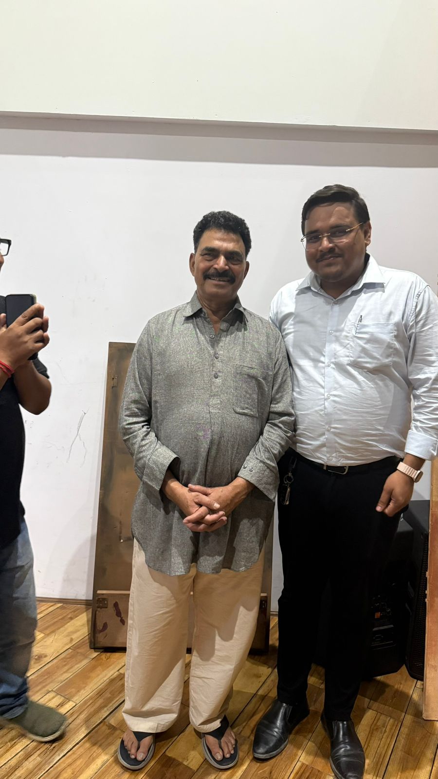 Yuvaniti gallery photo 12